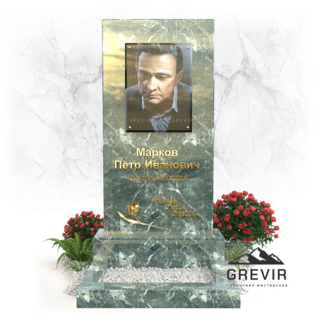 Памятник из цветного гранита Змеевик gr964