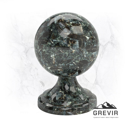 Шар из гранита Сопка-Бунтина sh023
