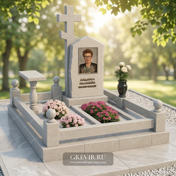 Памятник с крестом и цветником из светлого гранита