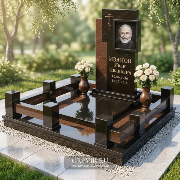 Памятник из дымовского и чёрного гранита